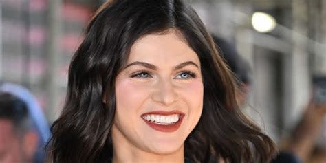 alexandra daddarionude|Alexandra Daddario Absolutely Glows in Naked, No.